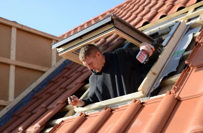 Pose de fenêtres de toit Velux à Sornac